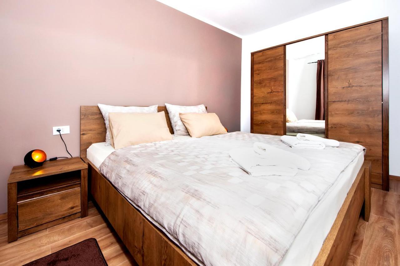 Apartment Miral Ровиньско село Экстерьер фото