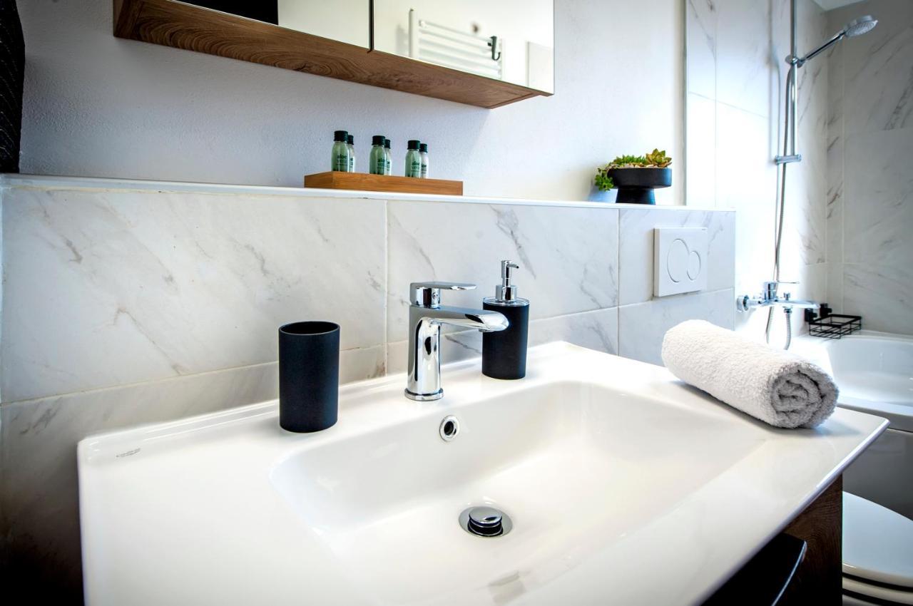 Apartment Miral Ровиньско село Экстерьер фото