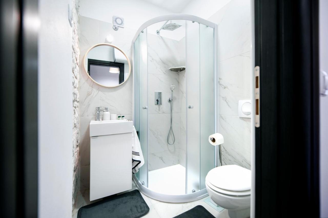 Apartment Miral Ровиньско село Экстерьер фото