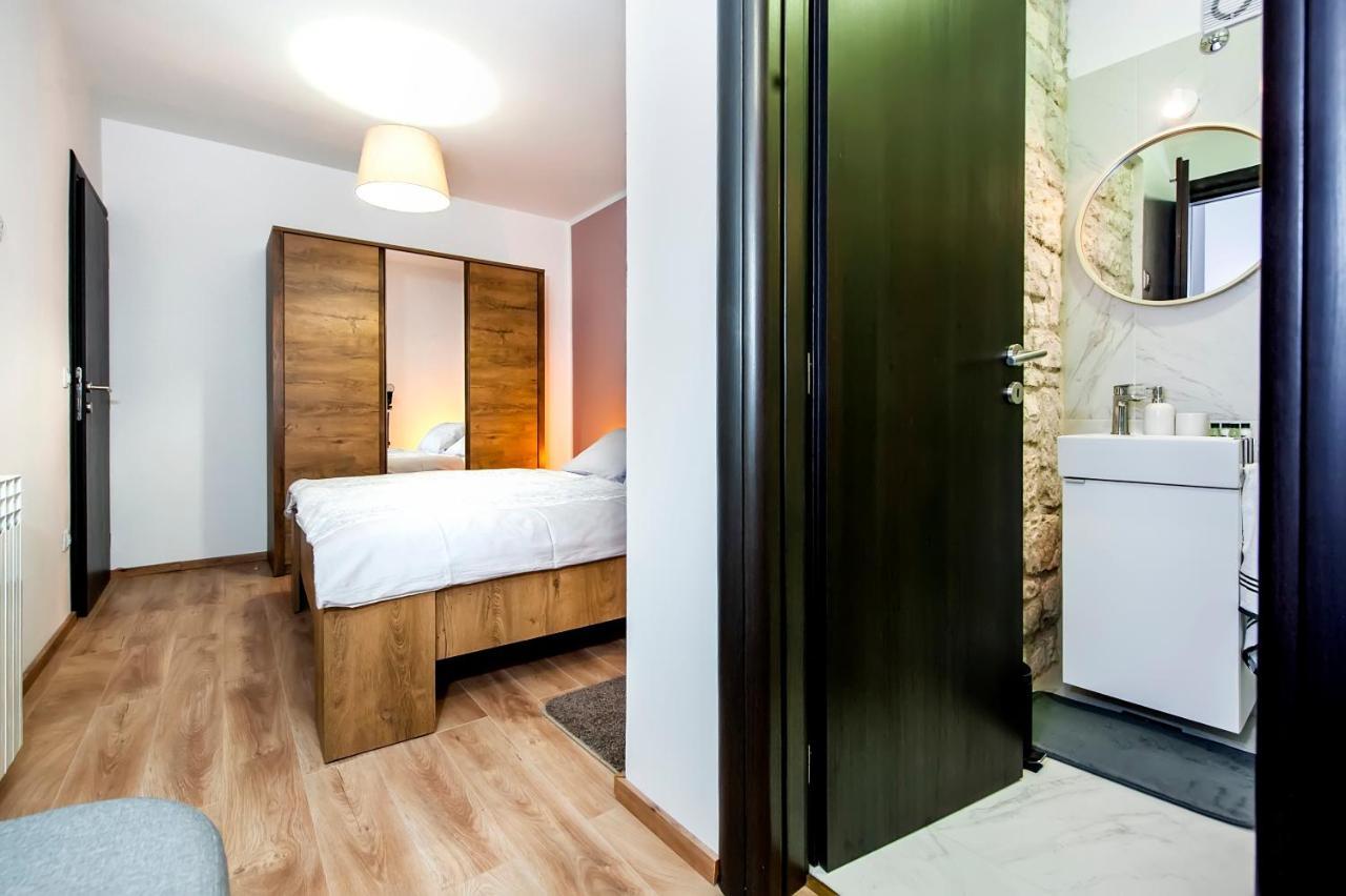 Apartment Miral Ровиньско село Экстерьер фото